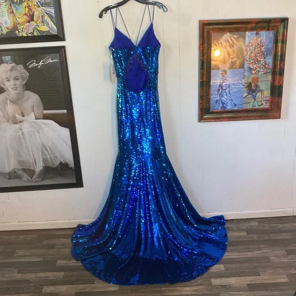 SUPER CUTE BY J.MICHAEL PROM GOWN NWT SIZE 8 GREAT PRICE!!! - Picture 3 of 17